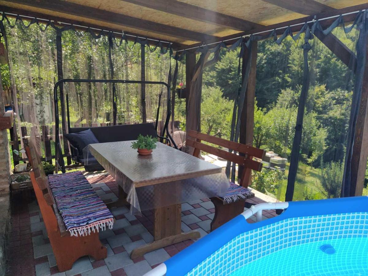Guest House Bee Visoko Exterior foto